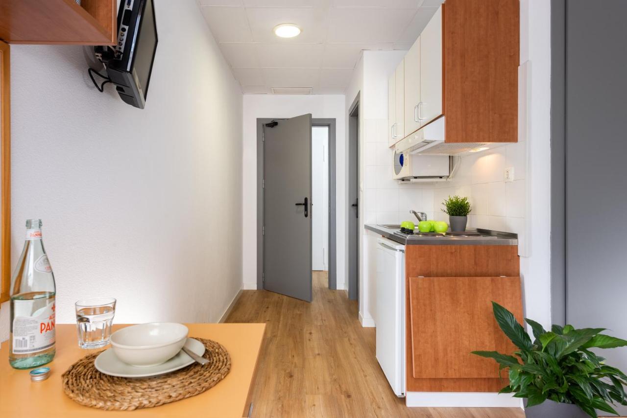 Micampus Bormujos Student Residence ภายนอก รูปภาพ