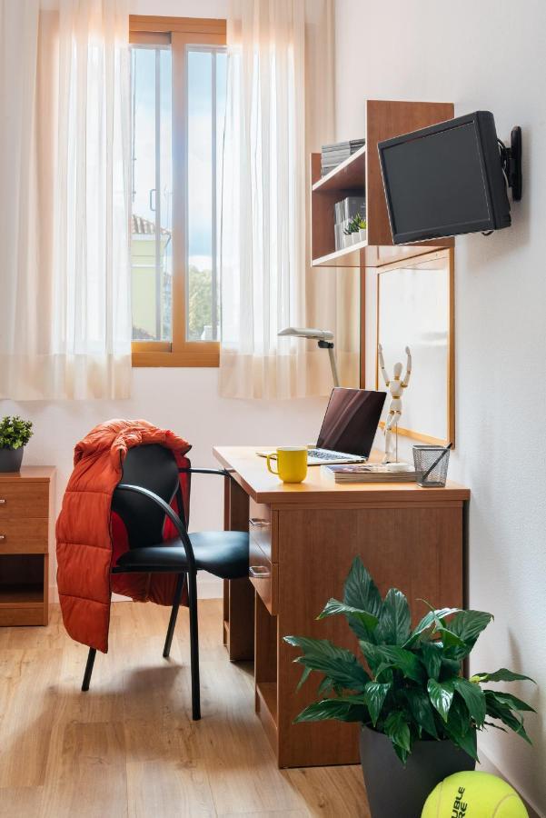 Micampus Bormujos Student Residence ภายนอก รูปภาพ